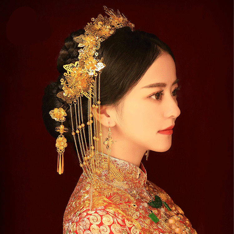 女子金色流蘇古風頭飾，鳳冠配飾品