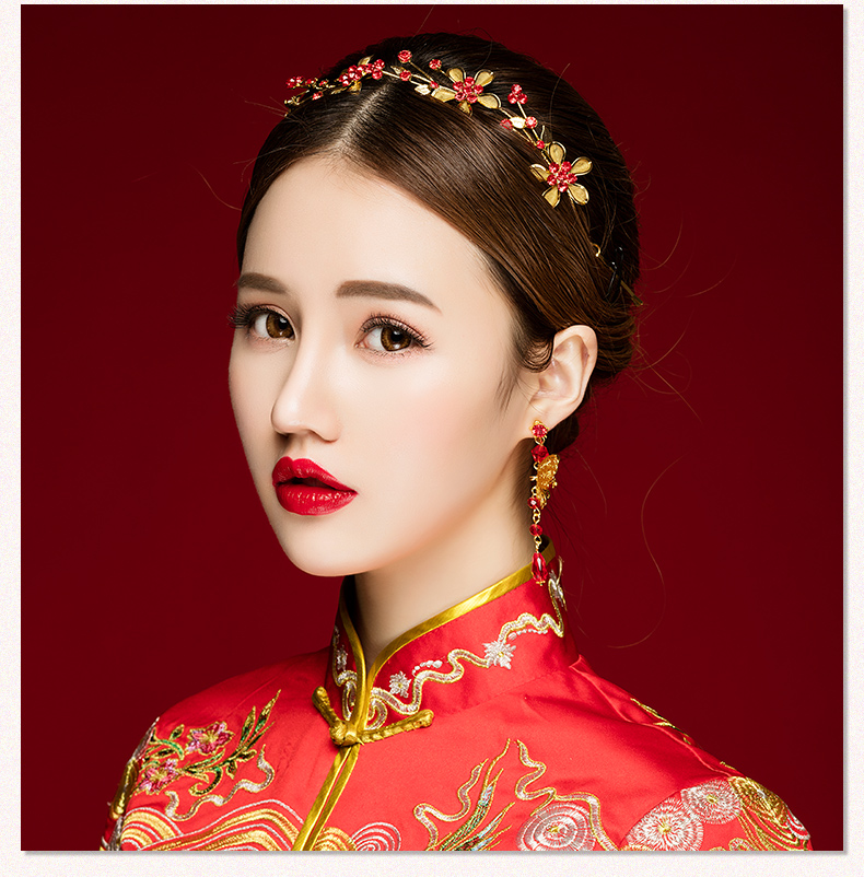 小巧中式敬酒禮服頭飾，金與紅水晶的搭配