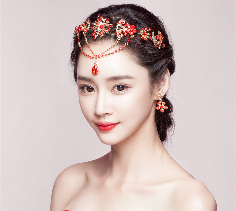 中式三件套裝敬酒服額飾，優(yōu)美盤發(fā)配飾發(fā)飾