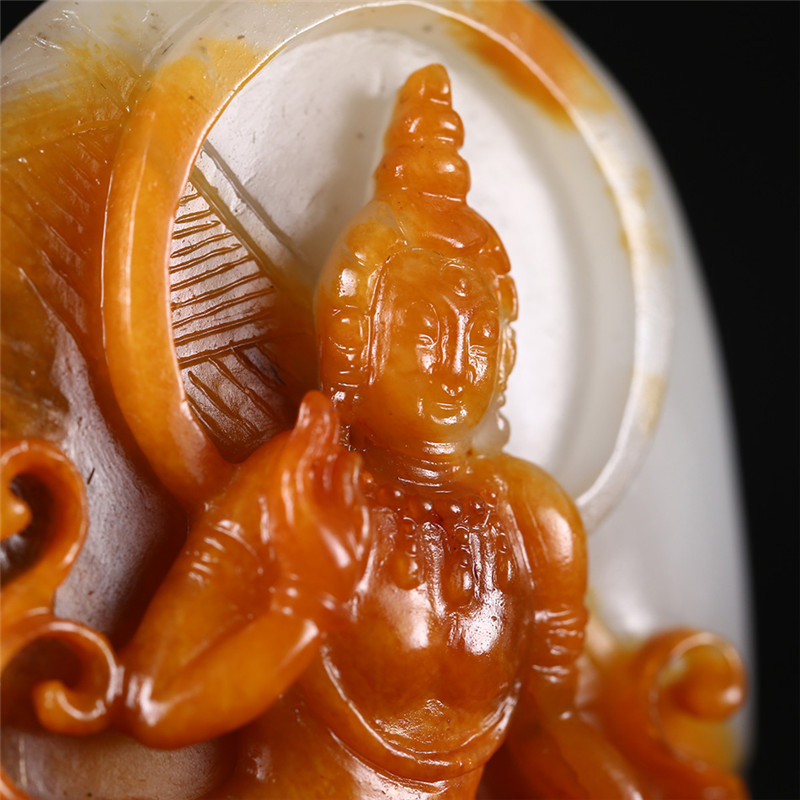 文殊菩薩三色料和田玉掛件，雙面雕刻吊墜