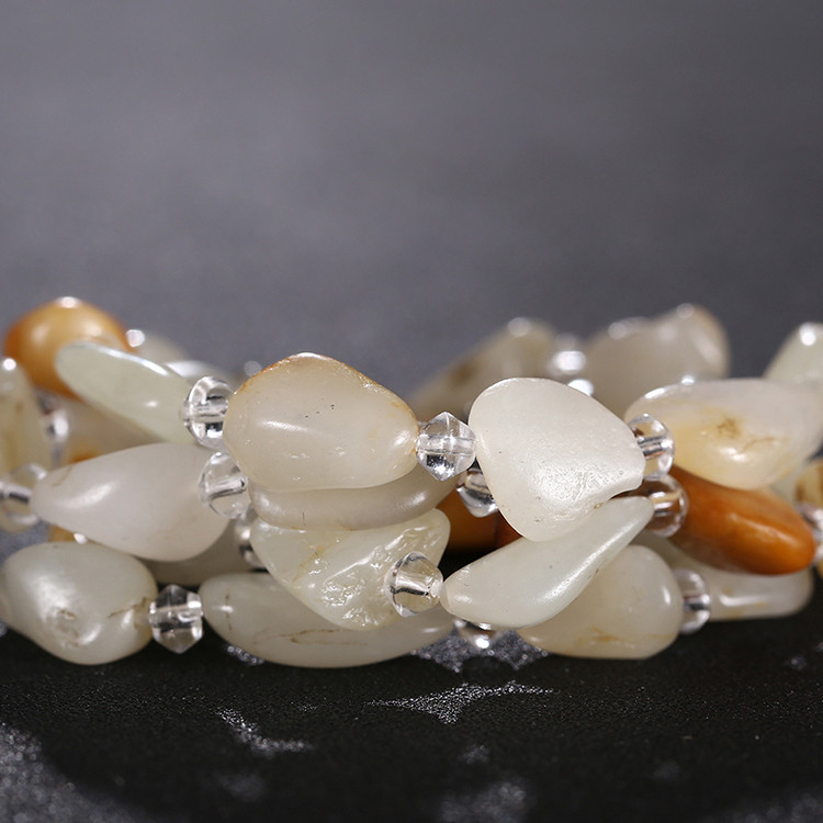 和田玉原石獨(dú)籽項(xiàng)鏈，玉石毛衣鏈?zhǔn)执? src="/wenxue/d/file/bigpic/190404/04/14-1FQQ45403-50.jpg" / data-PABX="DfqH0T"><img alt=