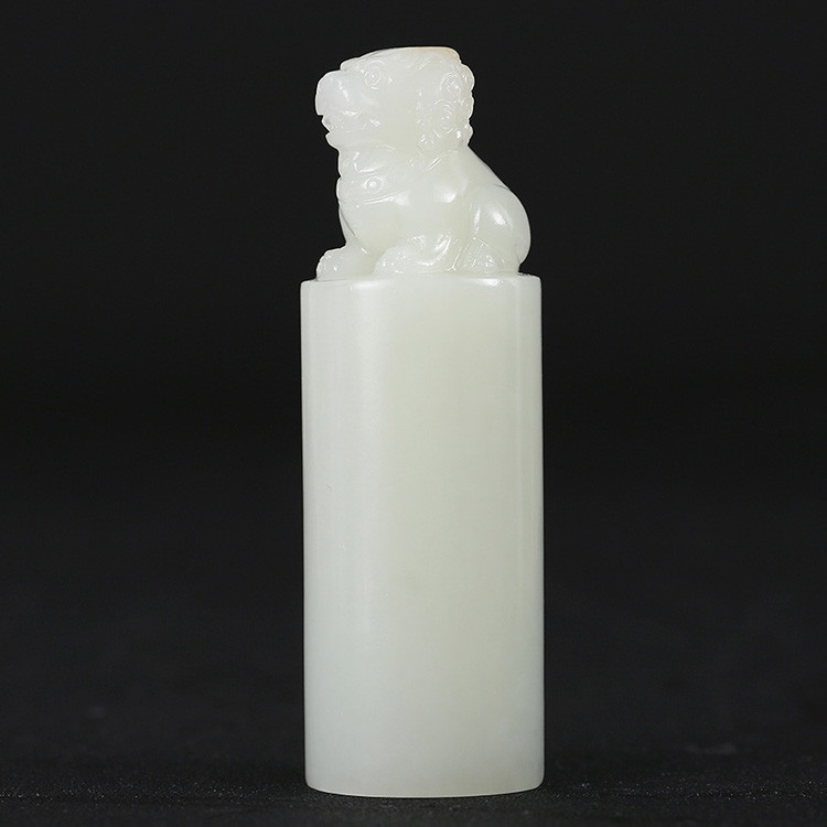 獅子和田玉手把件印章，天然玉石小巧擺件