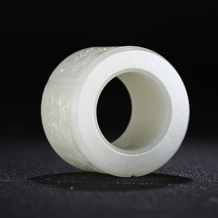 男士如意和田玉扳指，天然白玉手玩件獸面紋蘇