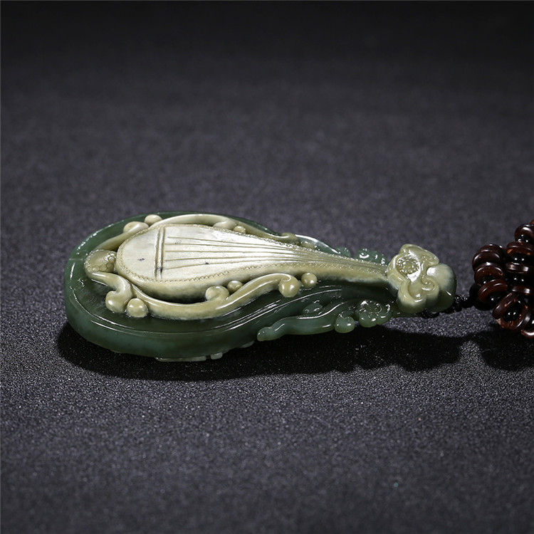精美琵琶如意和田碧玉項(xiàng)鏈，天然玉石掛墜