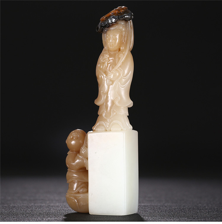 童子拜觀音白玉印章，立體圓雕和田玉手把件