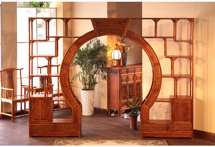 中式實(shí)木雙圈月洞門(mén)博古架，雙面雕花隔斷南榆
