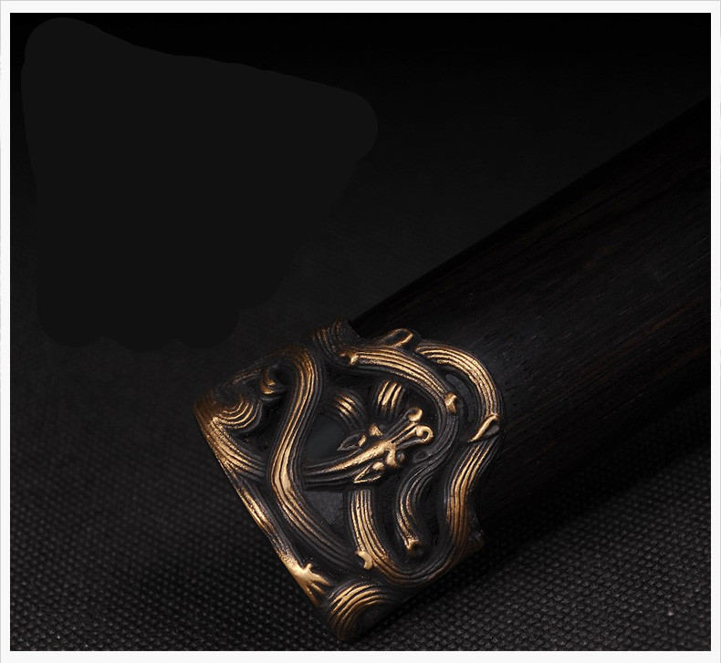 櫑具劍八面漢劍花紋鋼長款，蓬勃生機有力量