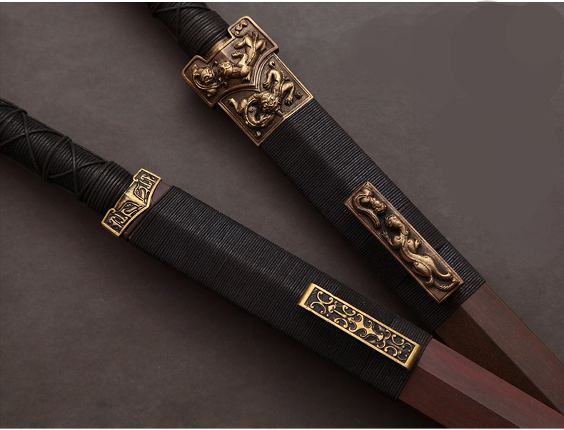 九龍羽毛紋漢劍，長(zhǎng)劍雙手寶劍