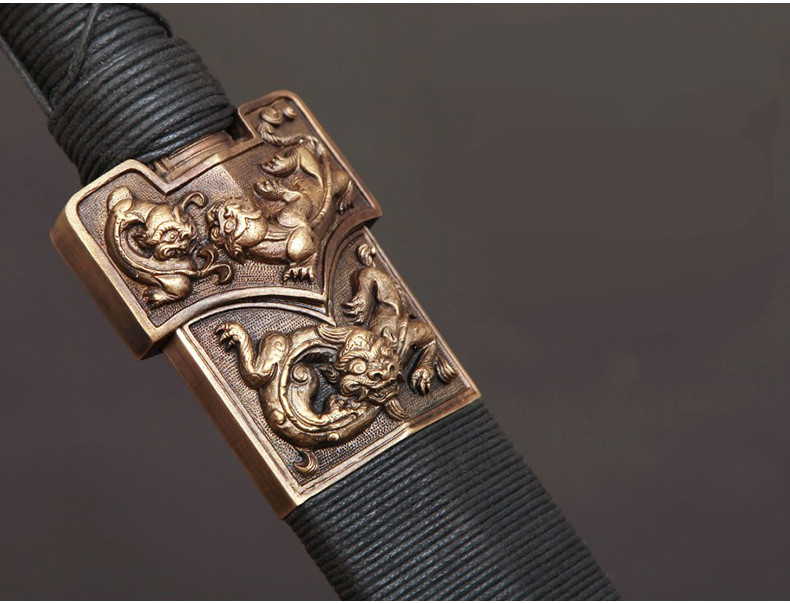 九龍羽毛紋漢劍，長(zhǎng)劍雙手寶劍