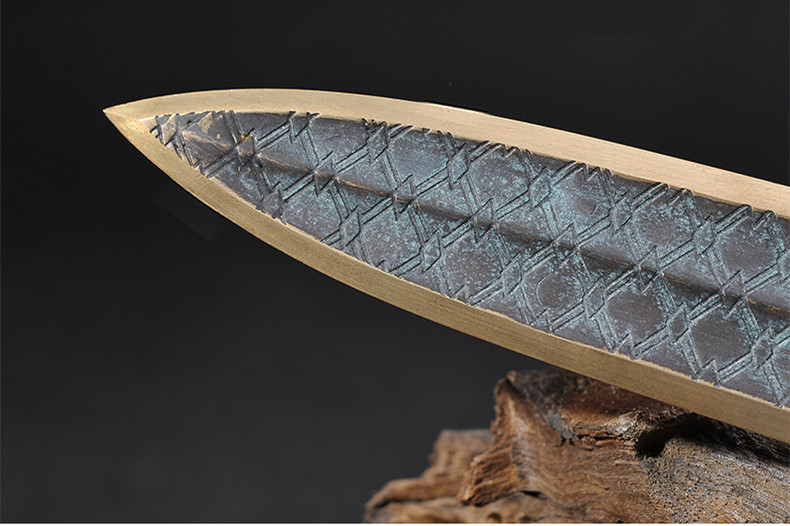 越王勾踐劍青銅劍，仿古兵器寶劍圖片