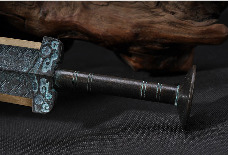 越王勾踐劍青銅劍，仿古兵器寶劍圖片