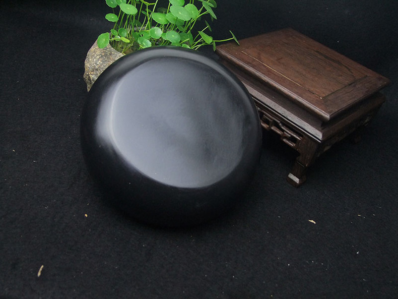 歙硯雕刻精致山水硯臺(tái)，精品老坑龍尾硯