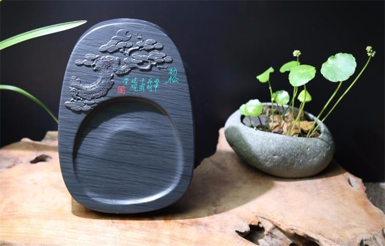 勁松暗香天然原石硯臺，文房四寶精品硯臺