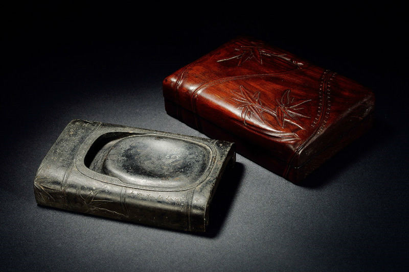 文房四寶硯臺(tái)之名硯?kù)ǔ? src="/wenxue/d/file/bigpic/190404/04/14-1FR4154156-50.jpg" / data-9tmG="lozLhJ"><img alt=