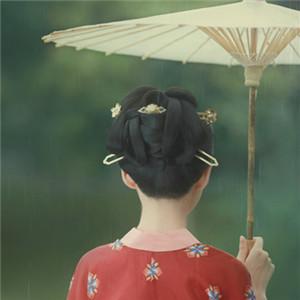 煙雨迷蒙古風(fēng)女子頭像，漢服真人頭像qq頭頭像