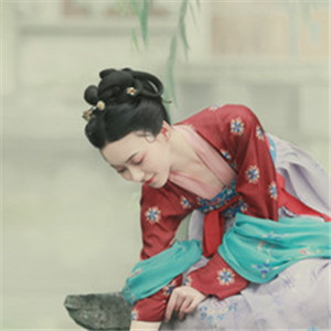 煙雨迷蒙古風(fēng)女子頭像，漢服真人頭像qq頭頭像