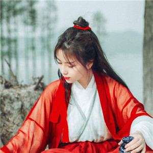 俠骨柔情女子古風(fēng)頭像大全，紅衣似火灼人眼