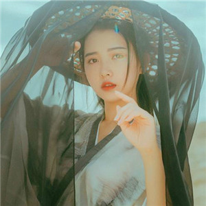 大漠孤煙古風(fēng)女子真人頭像，唯美女生qq頭像