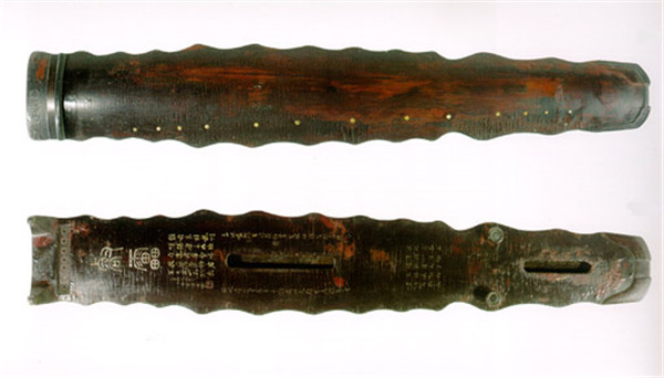 中國傳統(tǒng)古典優(yōu)美樂器古琴