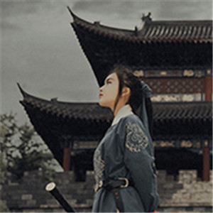 俠風滿溢古風真人頭像，英氣女生頭像