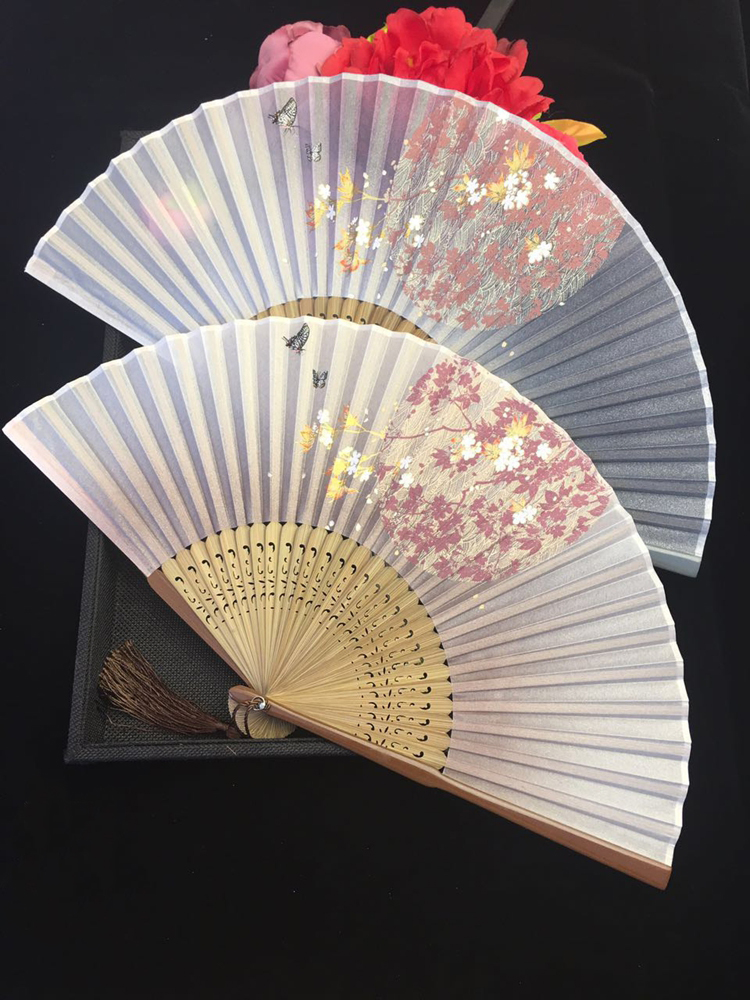 古典家佳樂(lè)文學(xué)烤漆邊真絲櫻花竹折扇