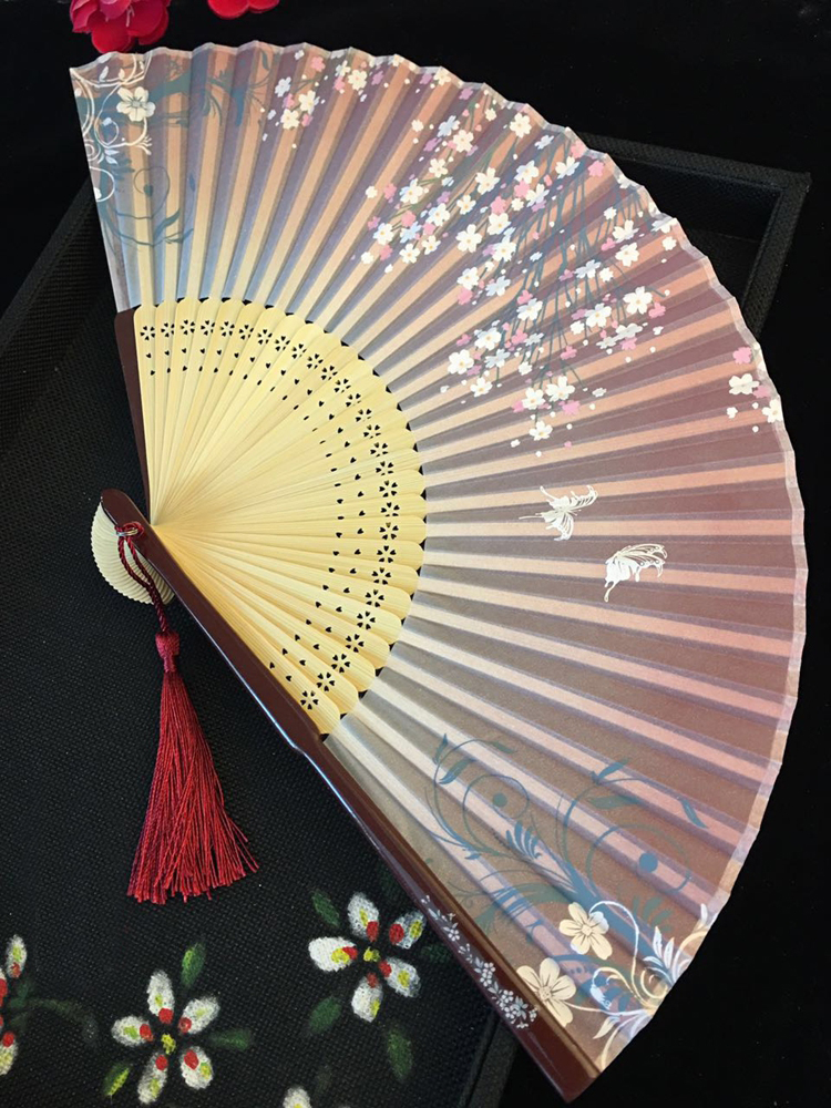 古典家佳樂(lè)文學(xué)烤漆邊真絲櫻花竹折扇