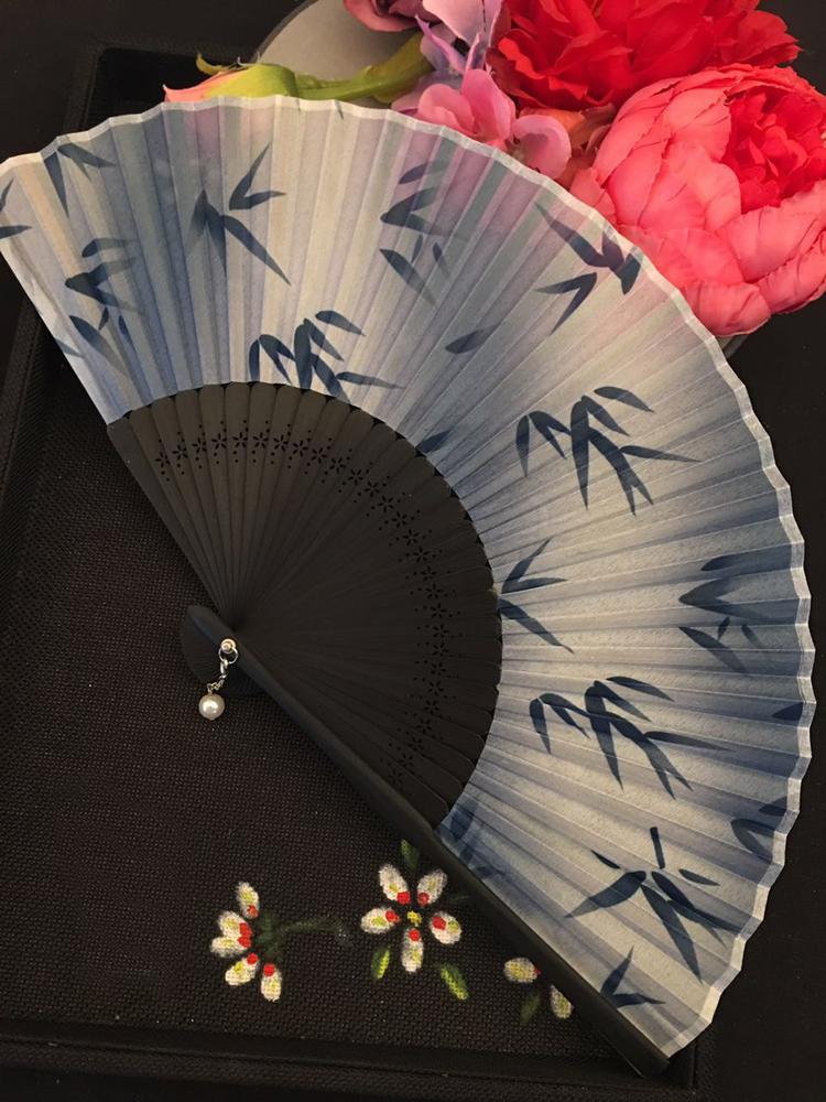 古典家佳樂(lè)文學(xué)烤漆邊真絲櫻花竹折扇