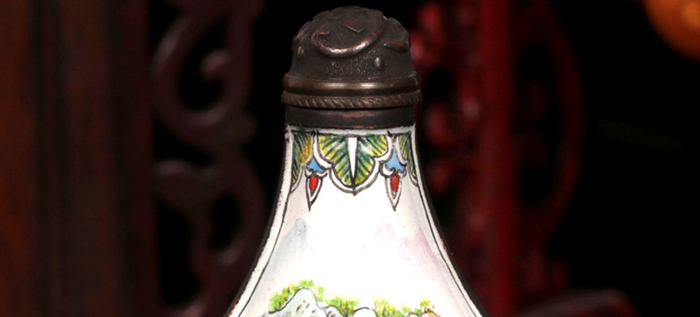 家佳樂文學(xué)傳統(tǒng)手工藝銅胎琺瑯彩鼻煙壺