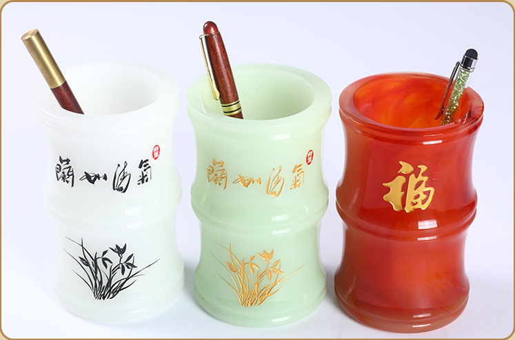 三色家佳樂文學(xué)氣清如蘭玉石筆筒