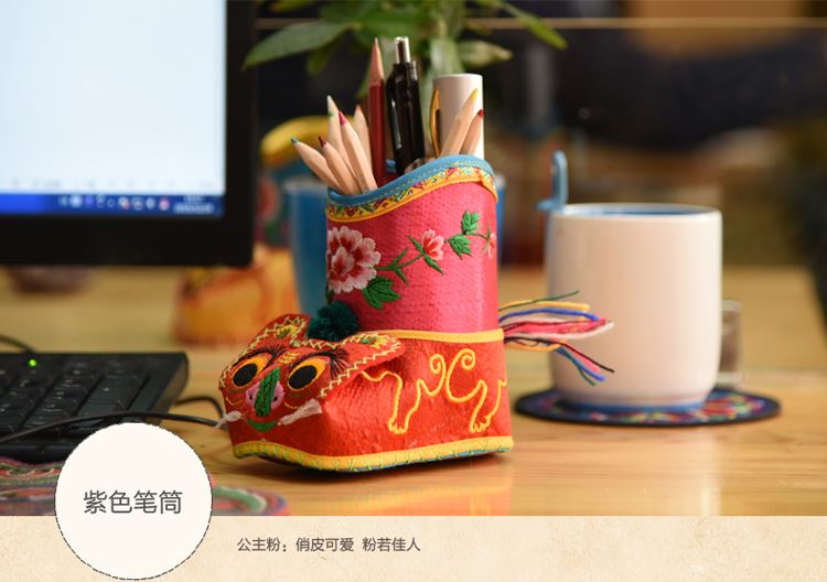 家佳樂文學(xué)傳統(tǒng)手工懷舊迷你小鞋子簡約刺繡筆筒