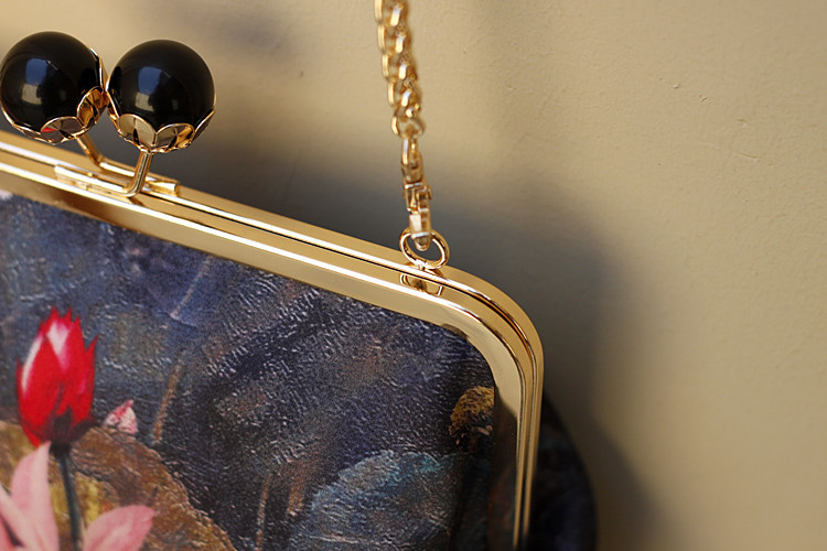 家佳樂文學(xué)復(fù)古水墨荷花斜挎旗袍手工包