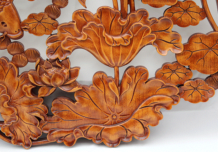 年年有余，精致香樟木創(chuàng)意木雕