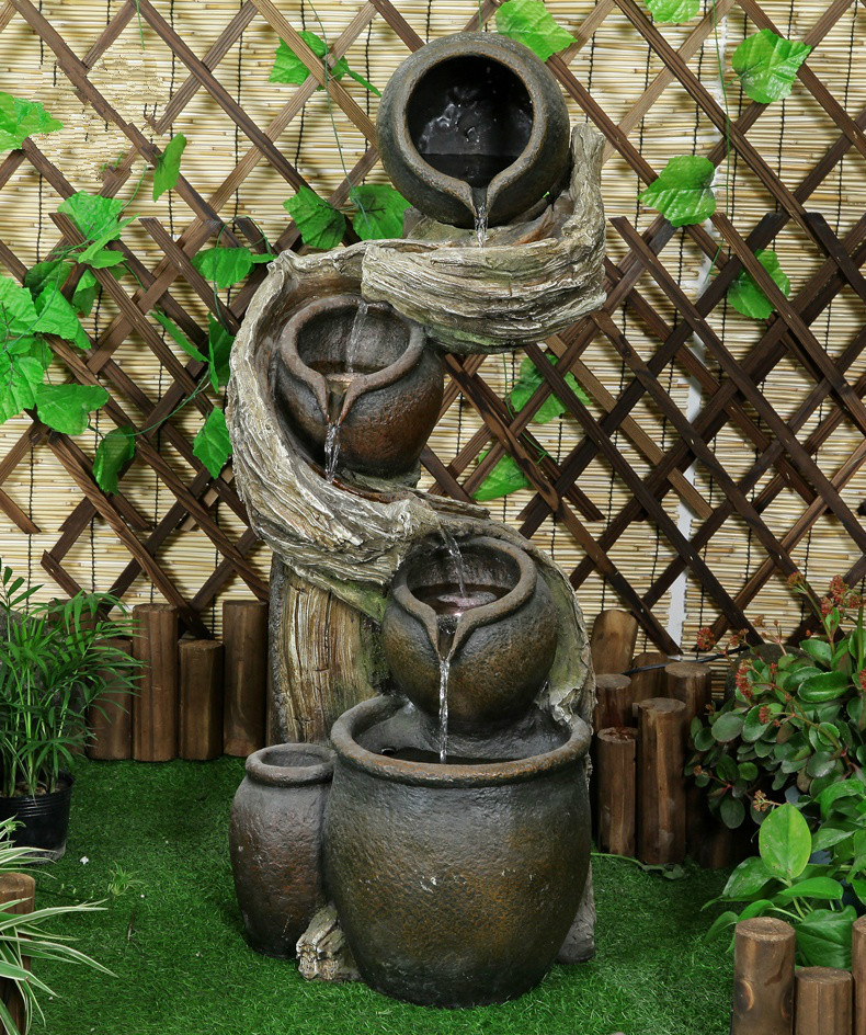 聽涓涓細(xì)流的假山，看水鄉(xiāng)故事假山石