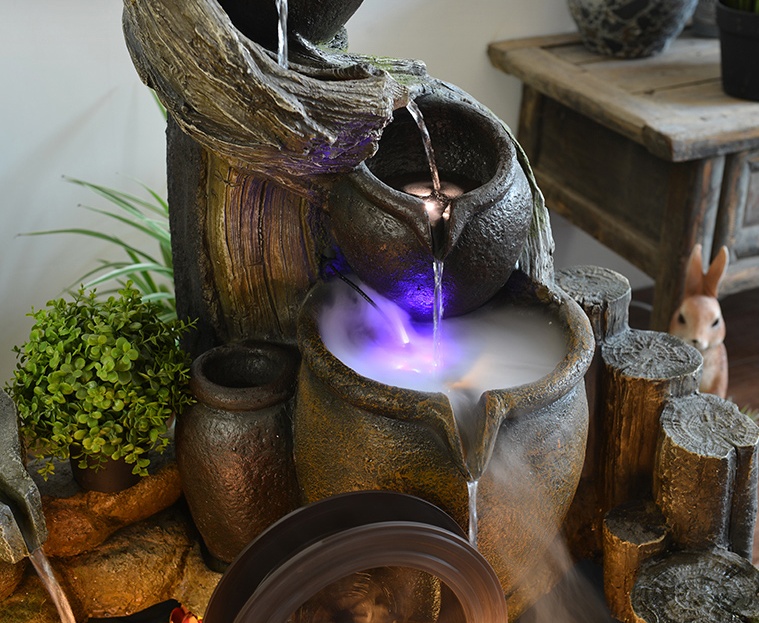 聽涓涓細(xì)流的假山，看水鄉(xiāng)故事假山石