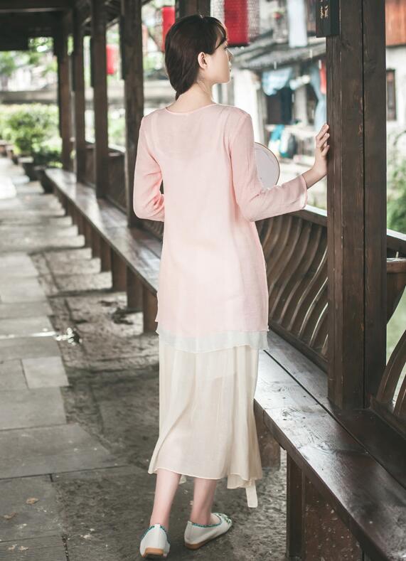 改良版復(fù)古家佳樂文學(xué)的漢服，簡約粉荷色漢服圖片