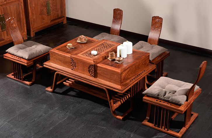 一套茶桌一縷茶香，悟出人生真諦