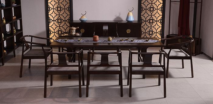 一套茶桌一縷茶香，悟出人生真諦