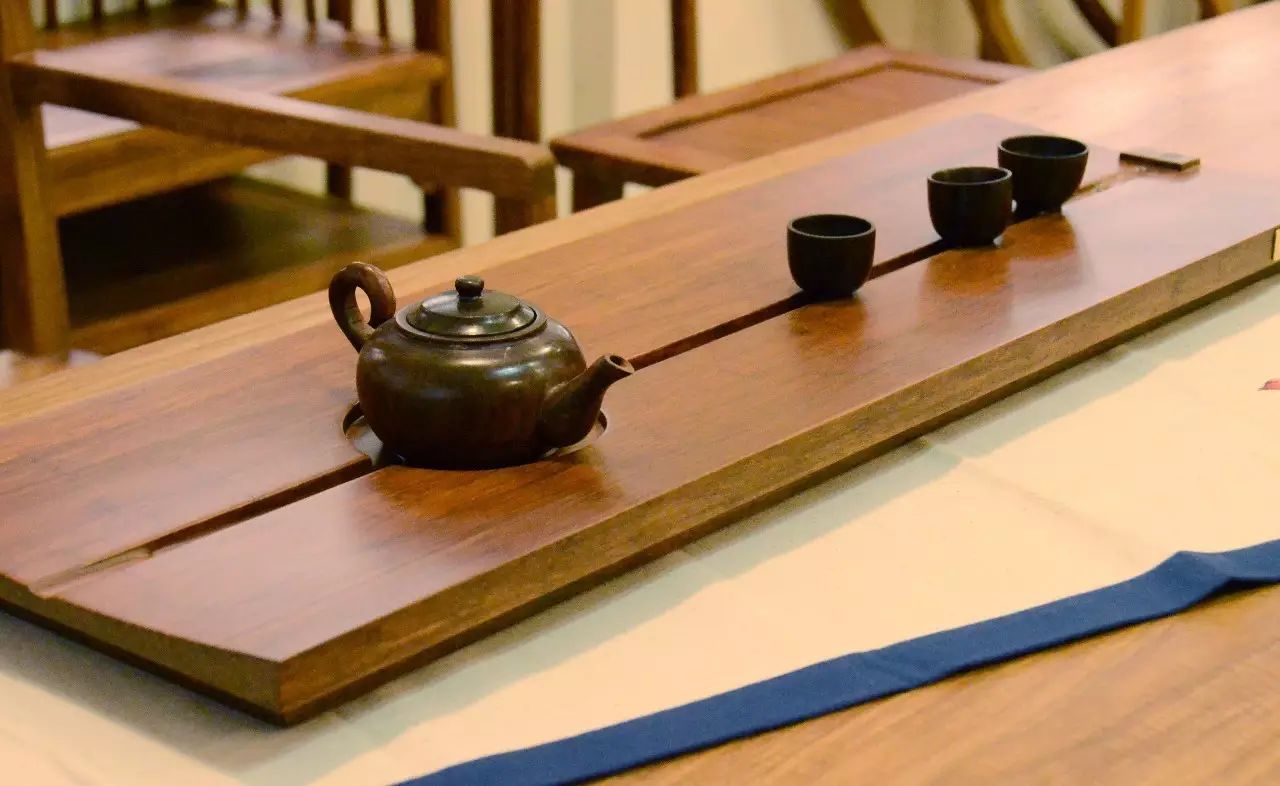 一方茶桌，萬(wàn)種風(fēng)情!