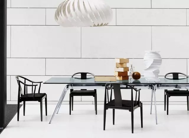 保留傳統(tǒng)突破刻板，打造現(xiàn)代中式椅子