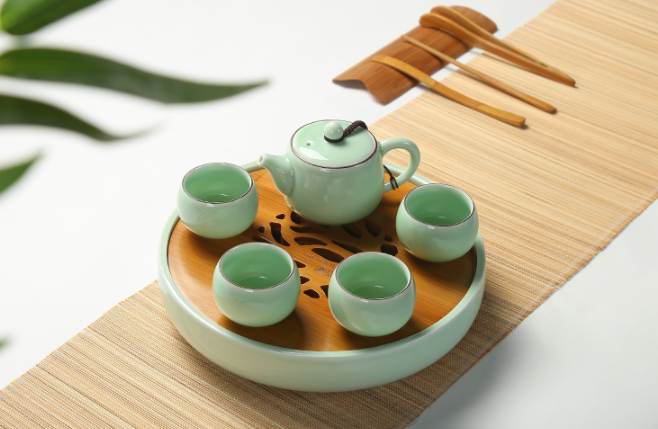 一盞清禪青瓷茶盤，陶瓷手繪荷花茶具