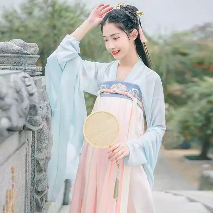 與漢服相遇，如沐春風(fēng)