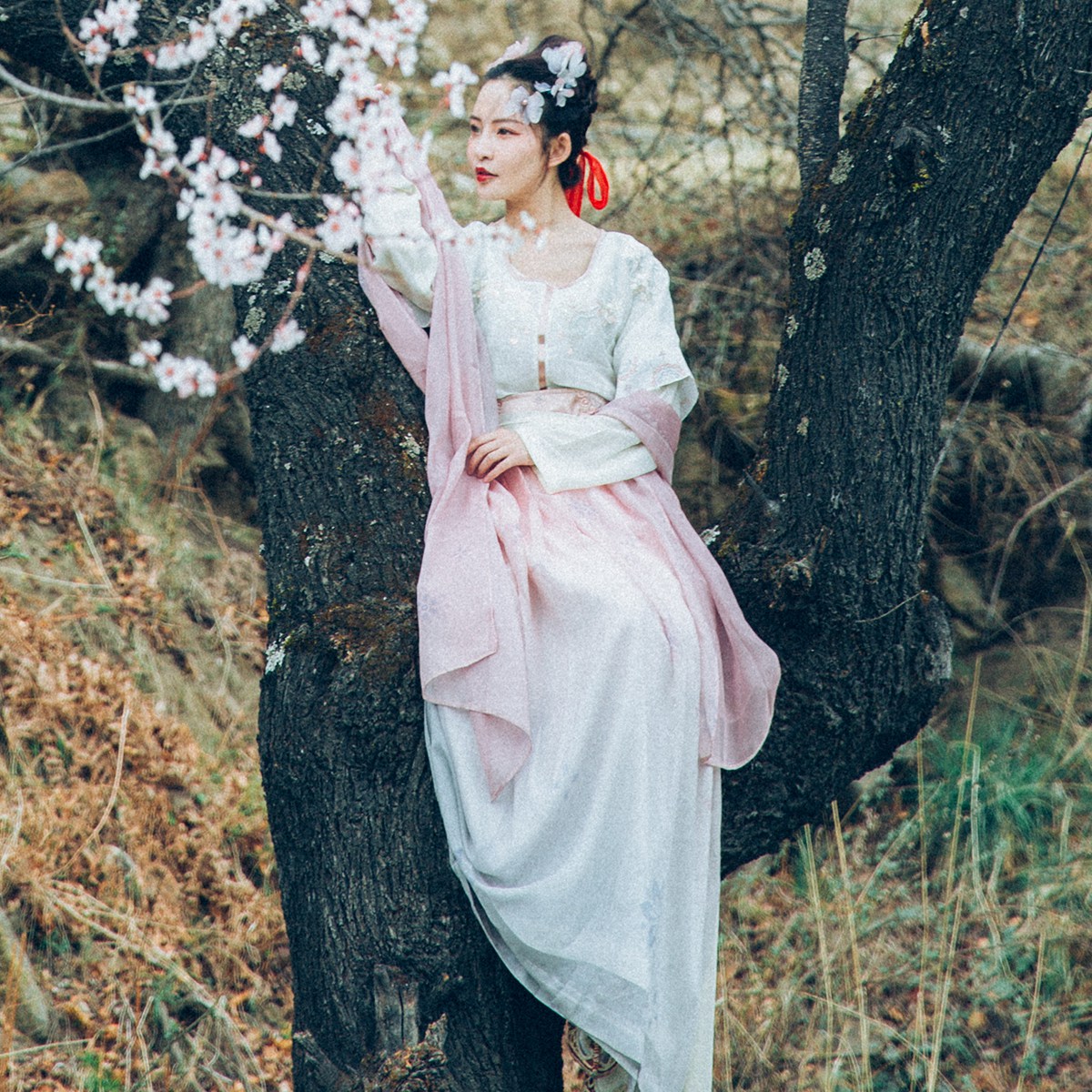 三款魏晉風優(yōu)雅漢服，配上清新脫俗的你