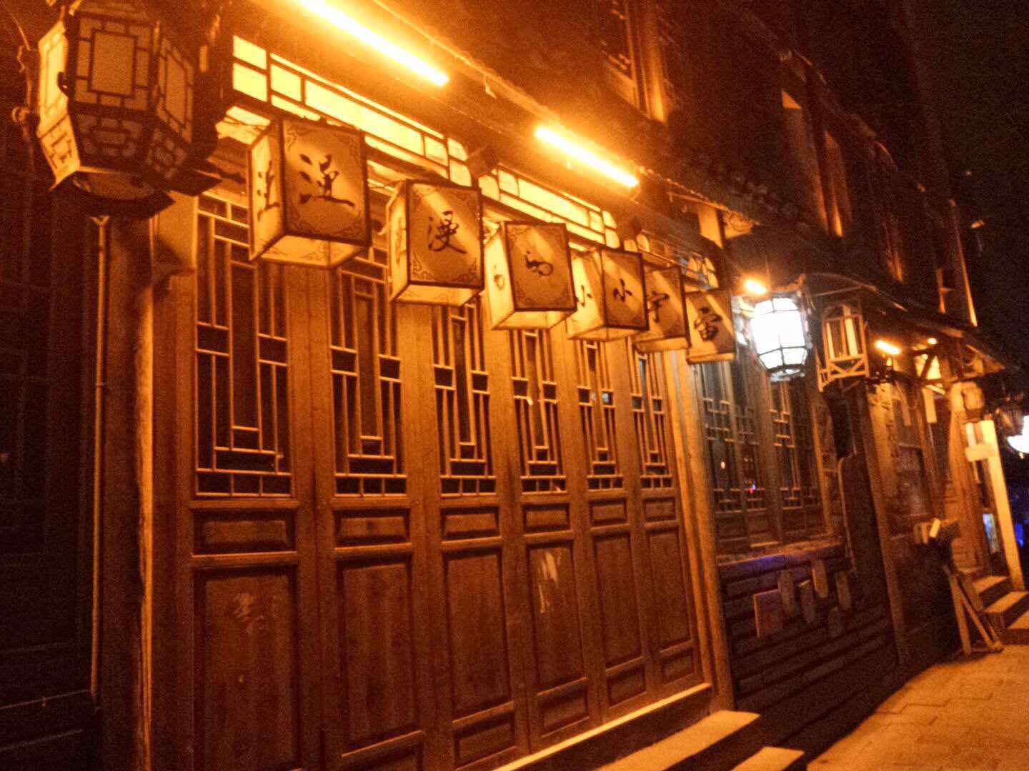 探尋古鎮(zhèn)鎮(zhèn)遠(yuǎn)，一座千年古城