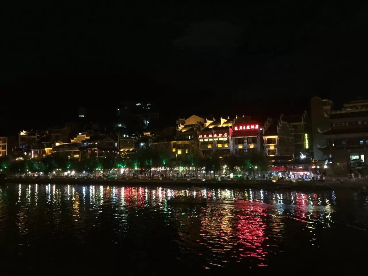 探尋古鎮(zhèn)鎮(zhèn)遠(yuǎn)，一座千年古城