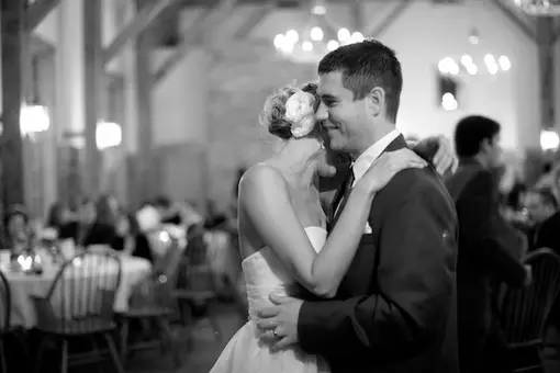 中式婚禮歌曲大全70首喜慶歌曲，或許有那么一首