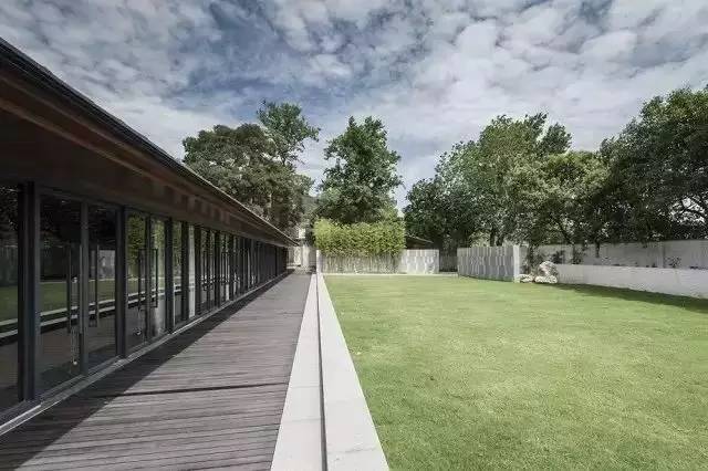 論新中式建筑中的景觀(guān)手法，傳統(tǒng)藝術(shù)構(gòu)造