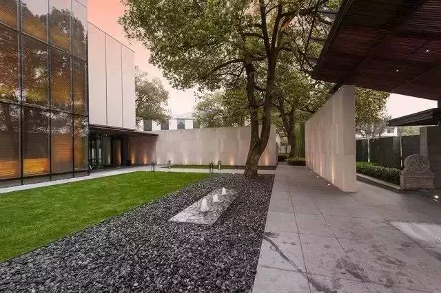 論新中式建筑中的景觀(guān)手法，傳統(tǒng)藝術(shù)構(gòu)造