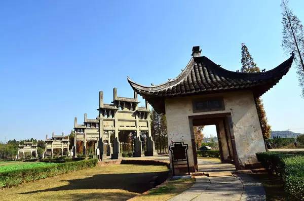 中國(guó)古建筑中的雕刻藝術(shù)，精美絕倫