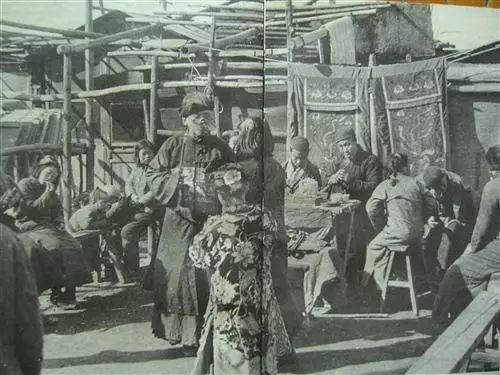 打開(kāi)文化之門(mén)，天橋有了博物館