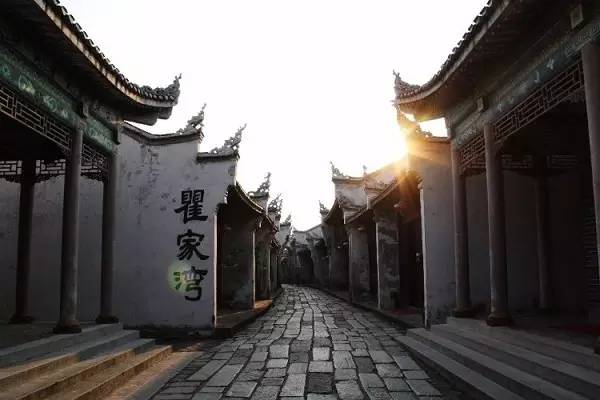 這些古鎮(zhèn)就藏在湖北，綿綿陰雨天更具柔情